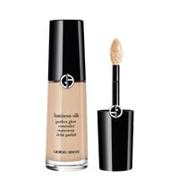 Luminous Silk Concealer   Luminous Silk Concealer   2